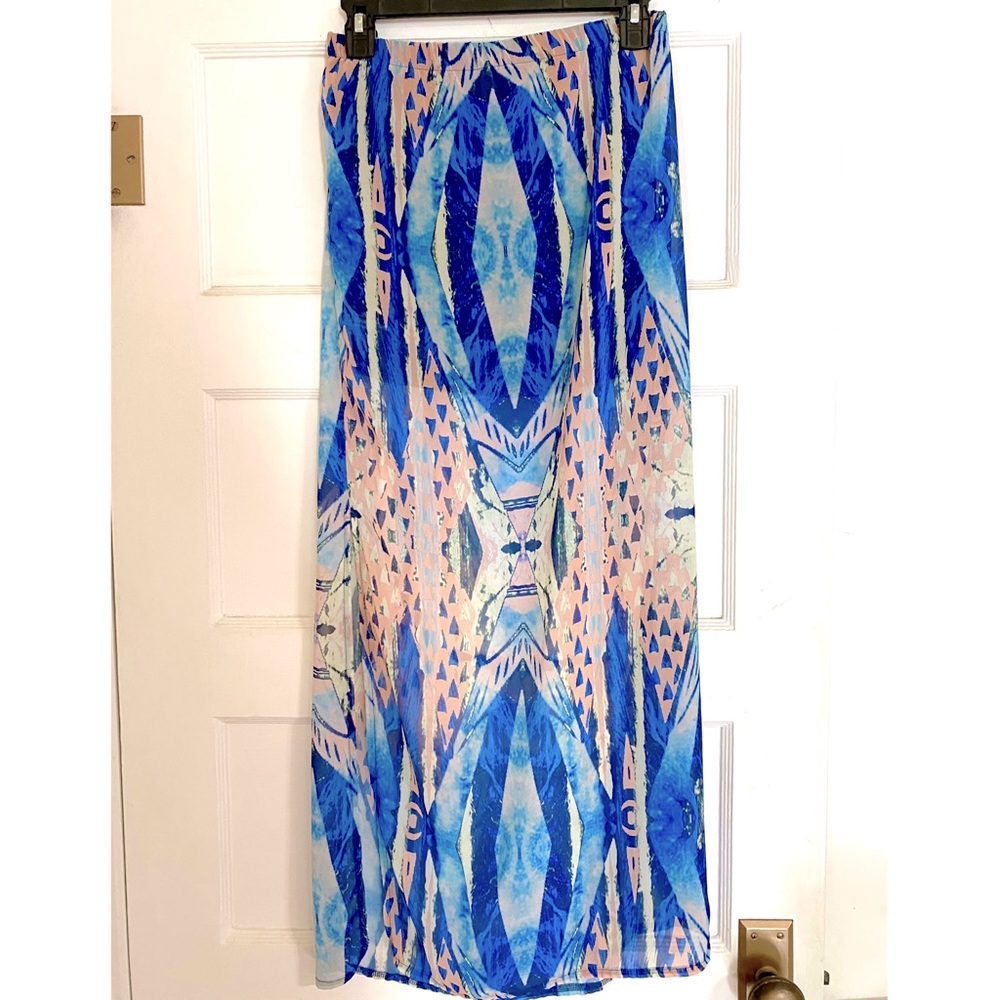 Kendall and Kylie long skirt